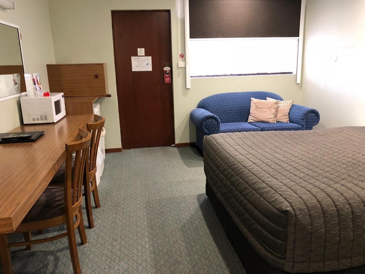 Roydons Motor Inn Tamworth Dış mekan fotoğraf